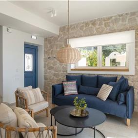 3 bedroom villa with pool & sea views, near Palaiokastrítsa, sleeps 6